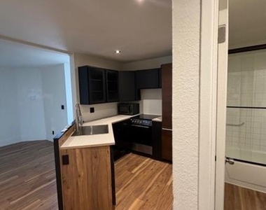 540 Elm Drive - Photo Thumbnail 4