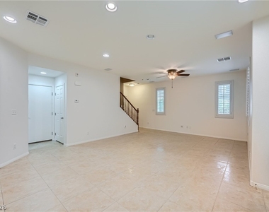 3811 Total Eclipse Street - Photo Thumbnail 7