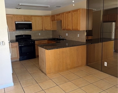 6747 Flora Drive - Photo Thumbnail 3