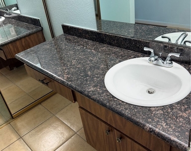 6747 Flora Drive - Photo Thumbnail 10