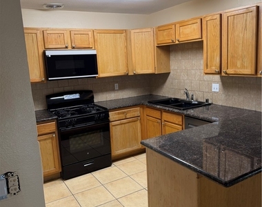 6747 Flora Drive - Photo Thumbnail 14