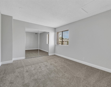 3151 Soaring Gulls Drive - Photo Thumbnail 9