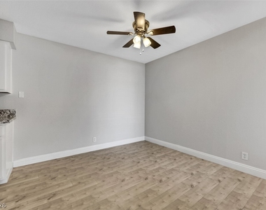 3151 Soaring Gulls Drive - Photo Thumbnail 5