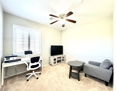 315 Carlisle Crossing Street - Photo Thumbnail 20
