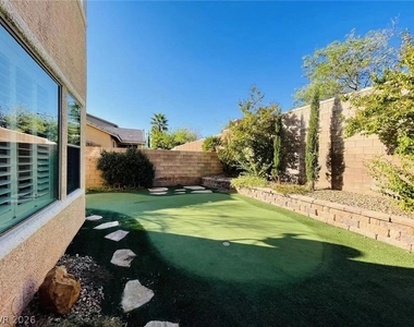 315 Carlisle Crossing Street - Photo Thumbnail 25