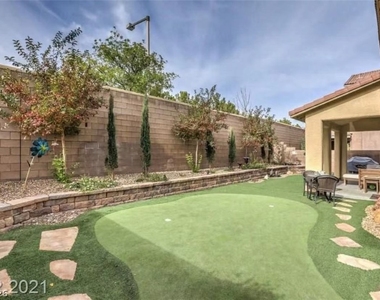 315 Carlisle Crossing Street - Photo Thumbnail 23