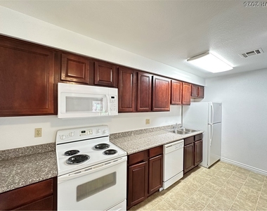 4340 Sandy River Drive - Photo Thumbnail 6