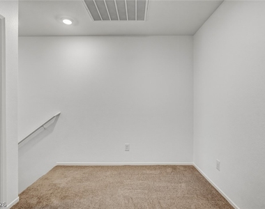 1137 Meadow Sparrow Place - Photo Thumbnail 31