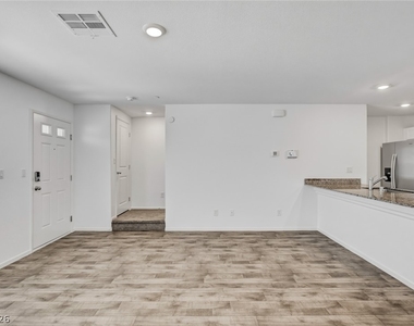 1137 Meadow Sparrow Place - Photo Thumbnail 18