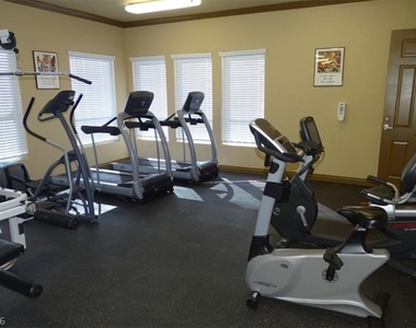 1150 N Buffalo Drive - Photo Thumbnail 32