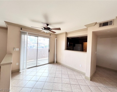 1150 N Buffalo Drive - Photo Thumbnail 8