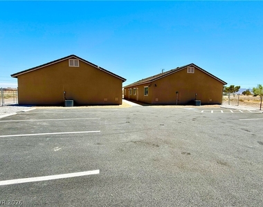 461 E Comstock Street - Photo Thumbnail 22