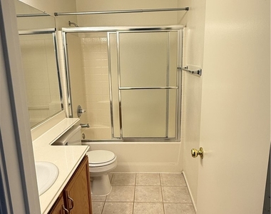 1301 Dream Bridge Drive - Photo Thumbnail 10