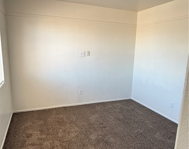 1301 Dream Bridge Drive - Photo Thumbnail 14