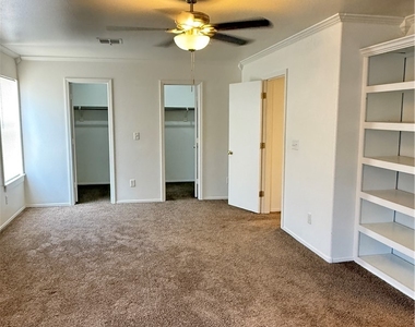 1301 Dream Bridge Drive - Photo Thumbnail 17