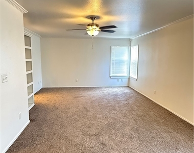1301 Dream Bridge Drive - Photo Thumbnail 16