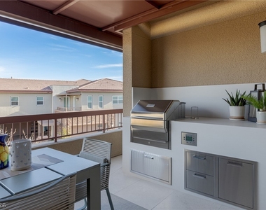 11280 Granite Ridge Drive - Photo Thumbnail 4