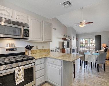 2851 Valley View Boulevard - Photo Thumbnail 5