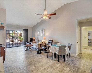 2851 Valley View Boulevard - Photo Thumbnail 9