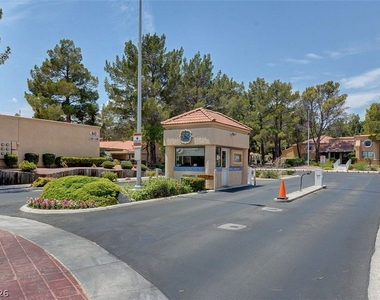 2851 Valley View Boulevard - Photo Thumbnail 36