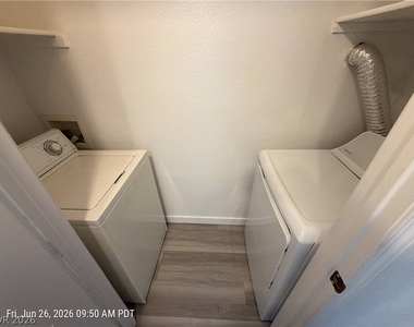 4555 E Sahara Avenue - Photo Thumbnail 6