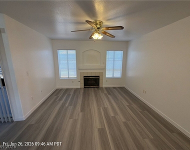 4555 E Sahara Avenue - Photo Thumbnail 3
