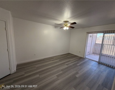 4555 E Sahara Avenue - Photo Thumbnail 8