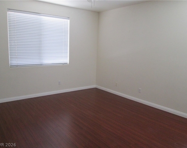 8049 Palace Estate Avenue - Photo Thumbnail 9