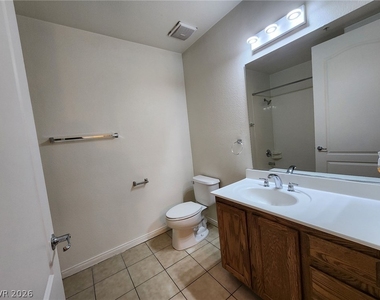 44 E Serene Avenue - Photo Thumbnail 32