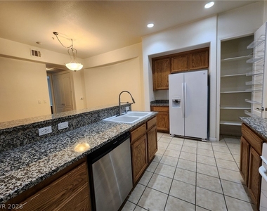 44 E Serene Avenue - Photo Thumbnail 26