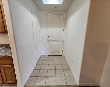 44 E Serene Avenue - Photo Thumbnail 11
