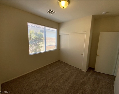 2392 Predera Avenue - Photo Thumbnail 5