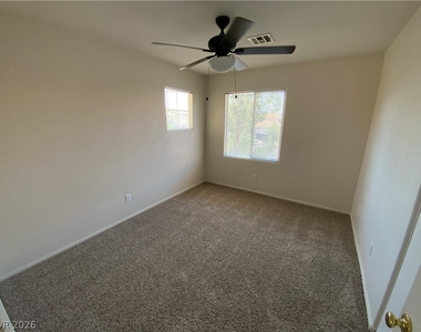 2392 Predera Avenue - Photo Thumbnail 10