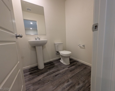 7377 Joanna Brook Street - Photo Thumbnail 5