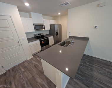 7377 Joanna Brook Street - Photo Thumbnail 3