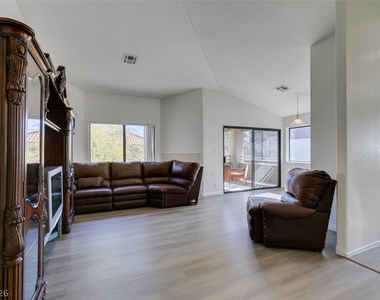 5054 S Rainbow Boulevard - Photo Thumbnail 5