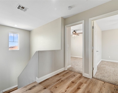 567 E Pinetop Lake Street - Photo Thumbnail 17