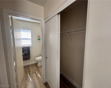 586 Brinkburn Point Avenue - Photo Thumbnail 17