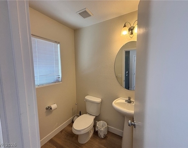 586 Brinkburn Point Avenue - Photo Thumbnail 4