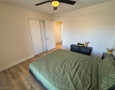 586 Brinkburn Point Avenue - Photo Thumbnail 21