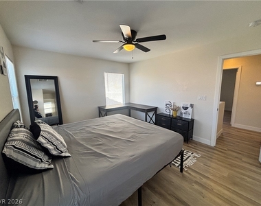 586 Brinkburn Point Avenue - Photo Thumbnail 13