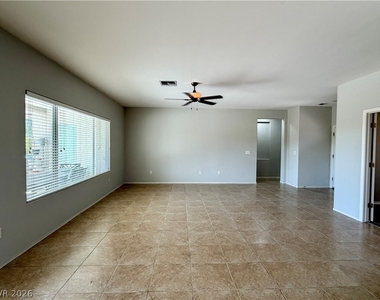 2895 Maffie Street - Photo Thumbnail 8