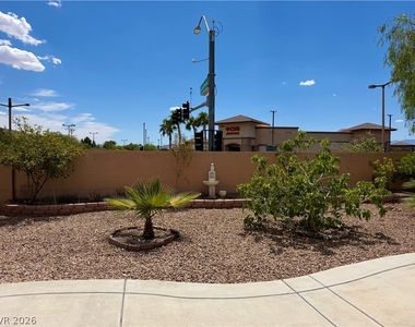 2895 Maffie Street - Photo Thumbnail 33