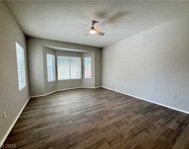 2895 Maffie Street - Photo Thumbnail 20
