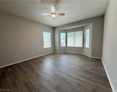 2895 Maffie Street - Photo Thumbnail 21