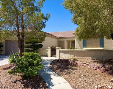 2895 Maffie Street - Photo Thumbnail 2
