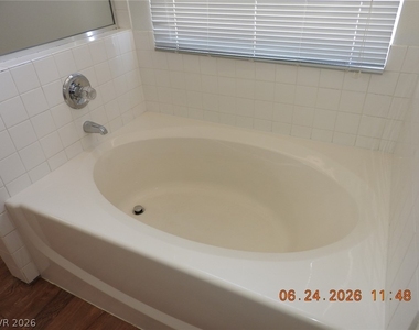 4916 Corsica Island Street - Photo Thumbnail 15