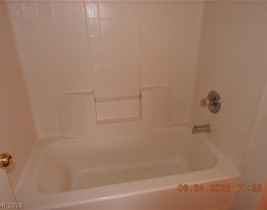 4916 Corsica Island Street - Photo Thumbnail 24