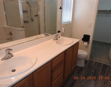 521 Dolphin Peak Court - Photo Thumbnail 24