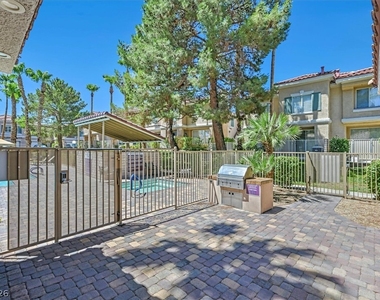 251 S Green Valley Parkway - Photo Thumbnail 3